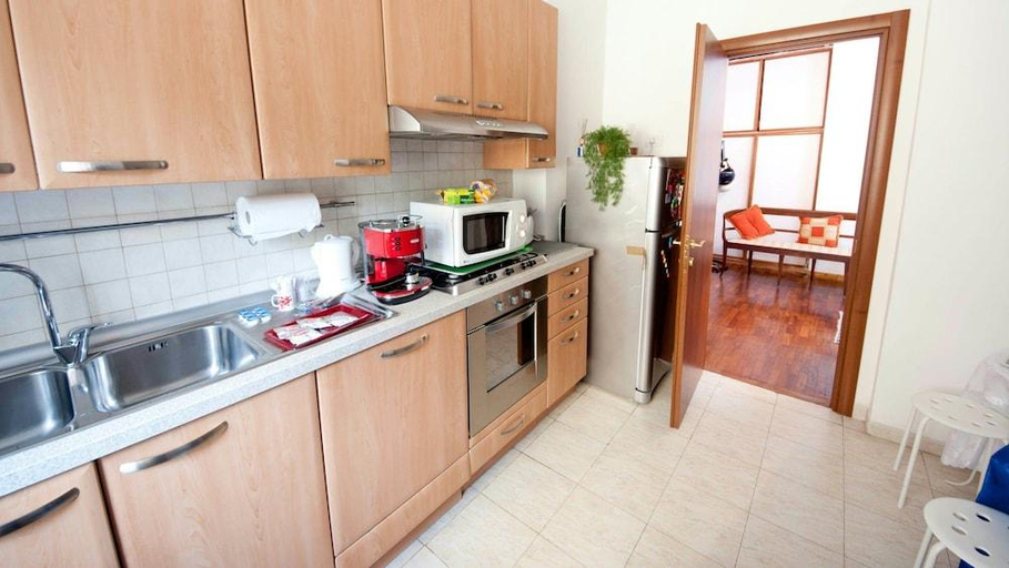 Others 4, B&B 2 Passi Da, Rome