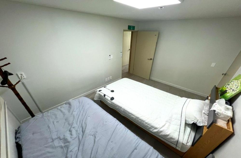 Bedroom 2, Haebyeol Private Pension (Pet friendly), Jeju