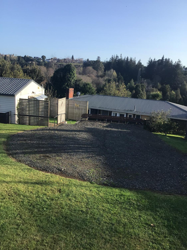 Others 4, Raz & Louises bnb, Otorohanga