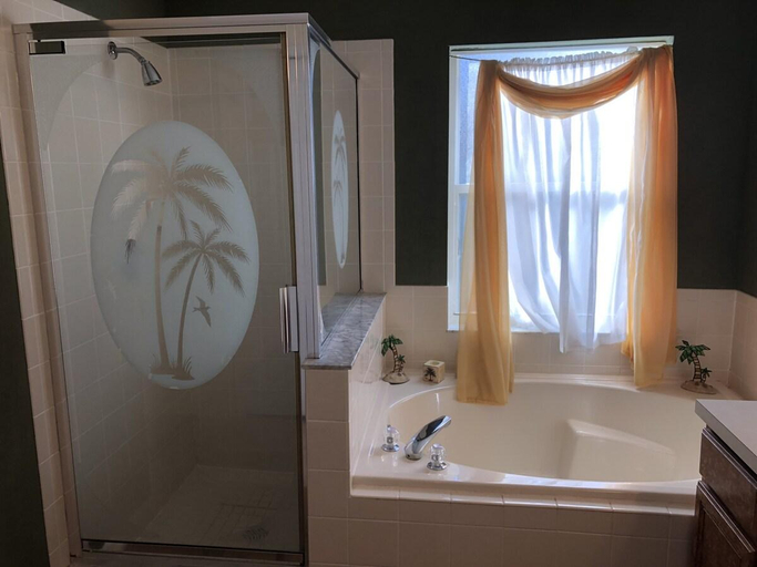Bathroom 3, Southern Dunes Holiday Home, Private Pool Area, Polk