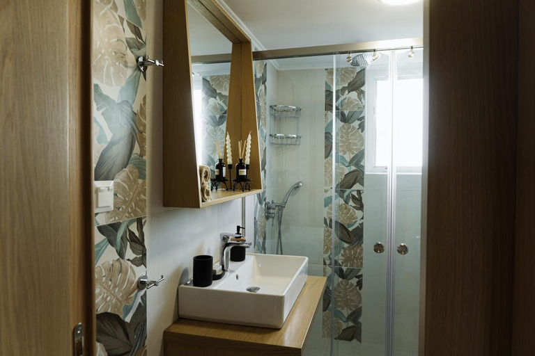 Bathroom 2, StelAnna-Apartments, Crete