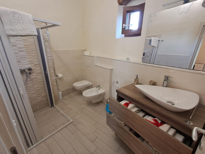 Bathroom 3, Sunset Valley - A Tuscan Experience, Arezzo