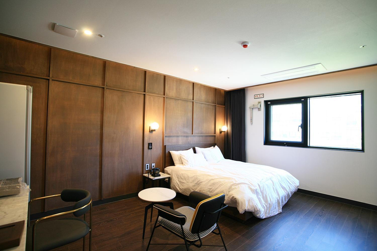 Bedroom 3, Mokpo Carlton Hill Hotel, Muan