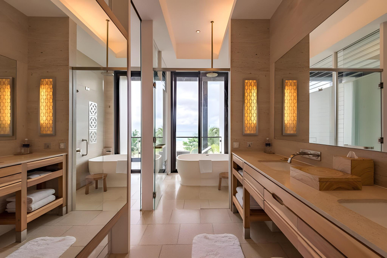 Bathroom 5, Ocean View Apartment in Hyatt, Da Nang
