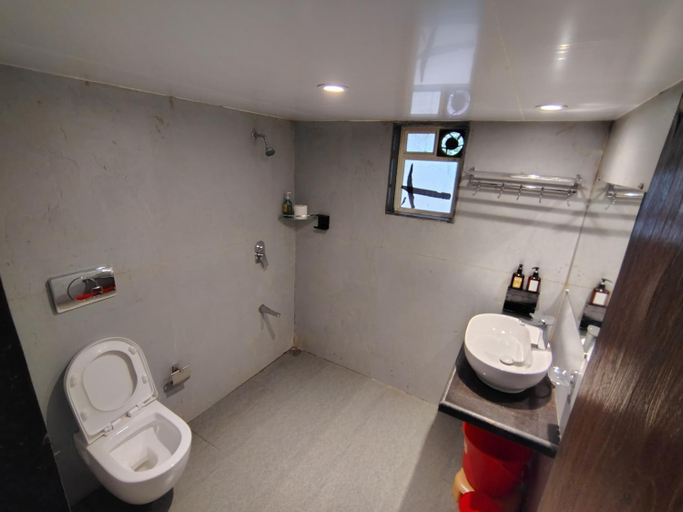 Bathroom 3, Byke Brightland Adventure Park & Resort, Raigarh