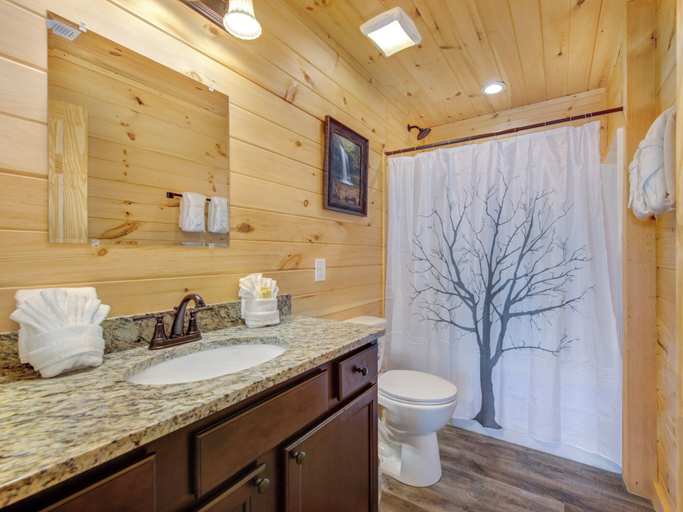 Bathroom 4, Fire in the Sky by Smoky Cove Resort, Sevier