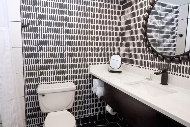 Bathroom 3, Hive House, Unscripted By Hyatt, Wake