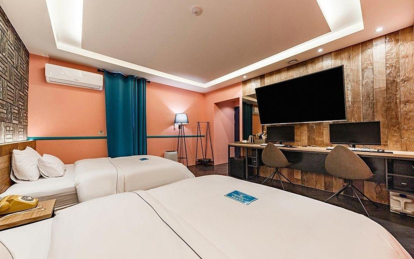 Bedroom 3, Cheongju Hotel in Cafe Terminal, Cheongju