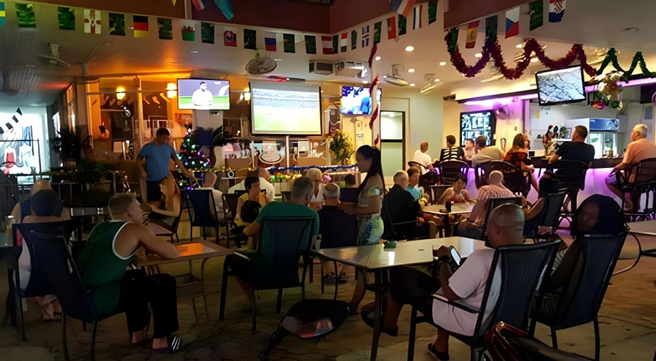 Food & Drinks 3, Oasis Guesthouse, Pulau Phuket