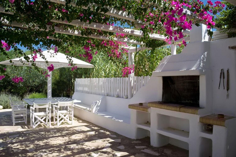 5, Villa Joy in Ampelas Paros, South Aegean
