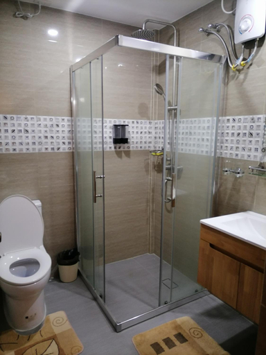 Bathroom 2, Cobadonga Inn Alona, Panglao