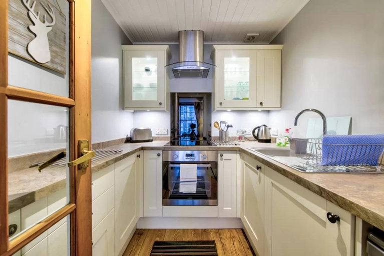 Others 4, ALTIDO Royal Mile Apartment for Two - Location, Location!, Edinburgh