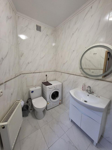Others 4, Apartamenty on Knyazya Romana, L'vivs'ka