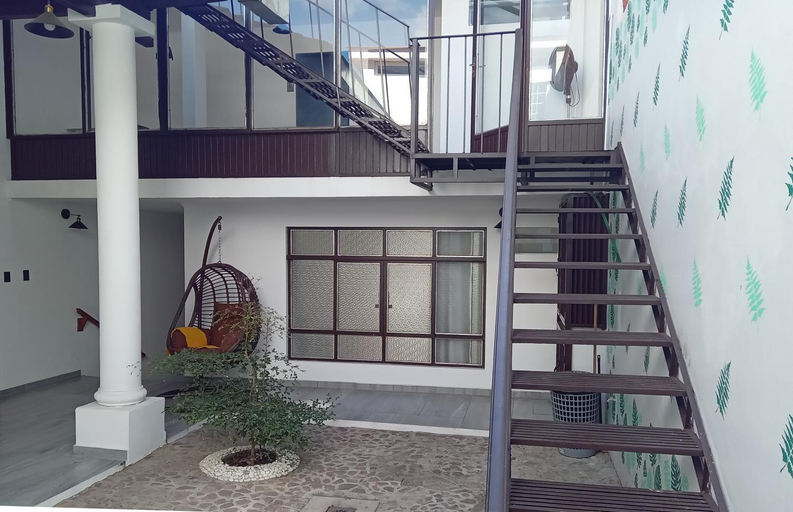 Others 3, El Salto de Camela - Vera y Espin Hostal, Uruapan