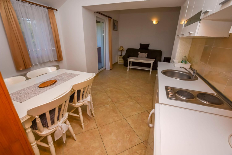 Others 4, Apartments Perisa, Rogoznica