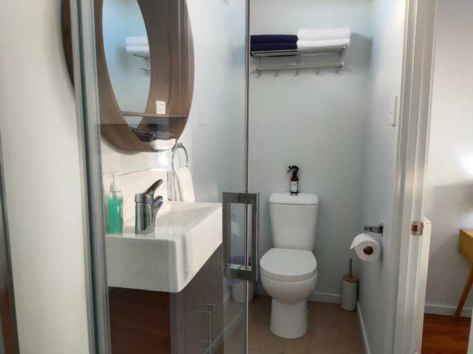 Bathroom 4, Tongariro Springs Boutique Suites, Ruapehu