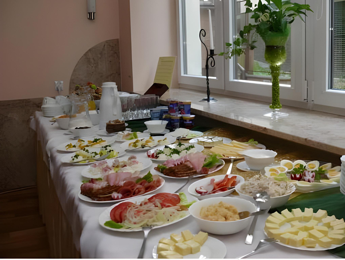 Food & Drinks 5, OSW Sportowiec, Nowy Sącz