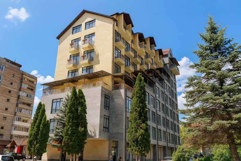 Exterior & Views 5, Riverside apartment