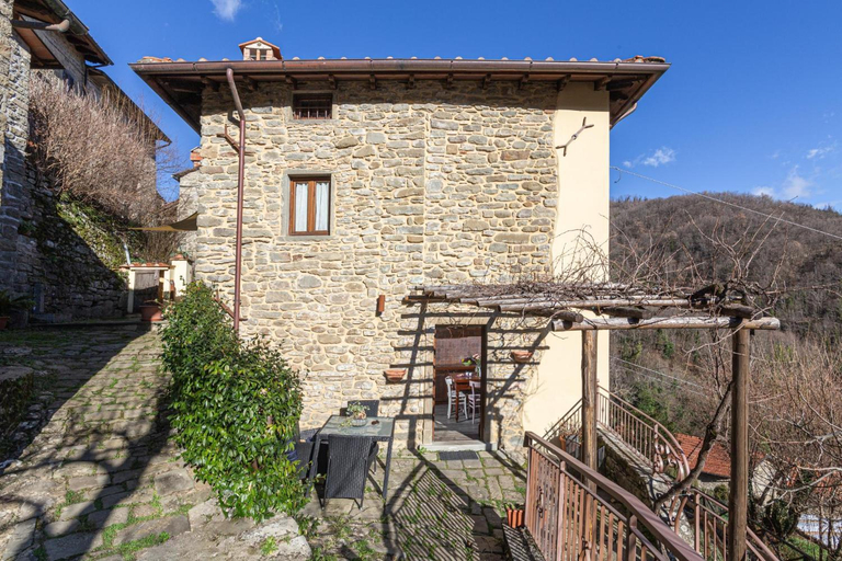 Exterior & Views 1, Canto del Fiume, Arezzo