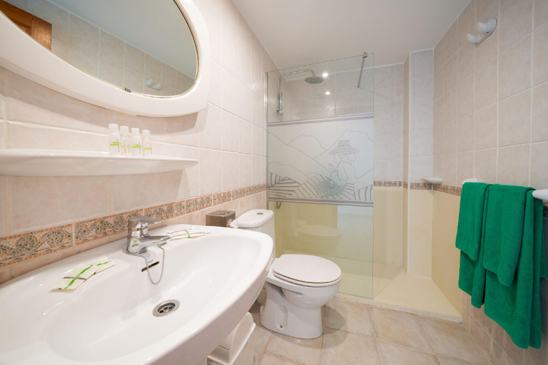 Bathroom 3, Apartamentos Princesa Guayadeque, Las Palmas