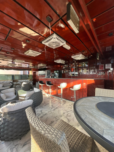 Food & Drinks, Livingstone Luxury Apartment, Mainland