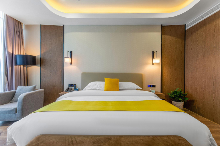 Bedroom 2, Echarm Hotel Wuhan Wusheng Road Metro Station Cade Square, Wuhan
