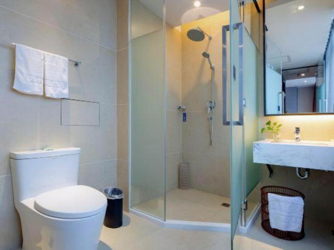 Bathroom 3, Xiamen Blue Peninsula Hotel , Xiamen