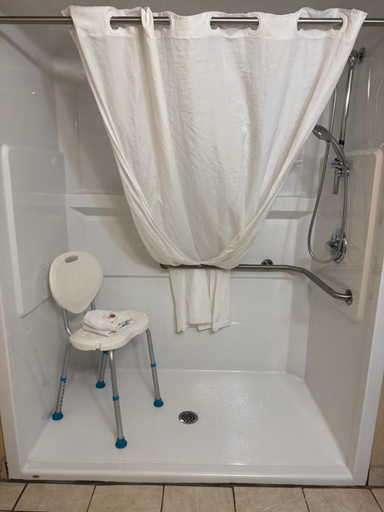 Bathroom 4, Comfort Inn & Suites Airdrie, Division No. 6