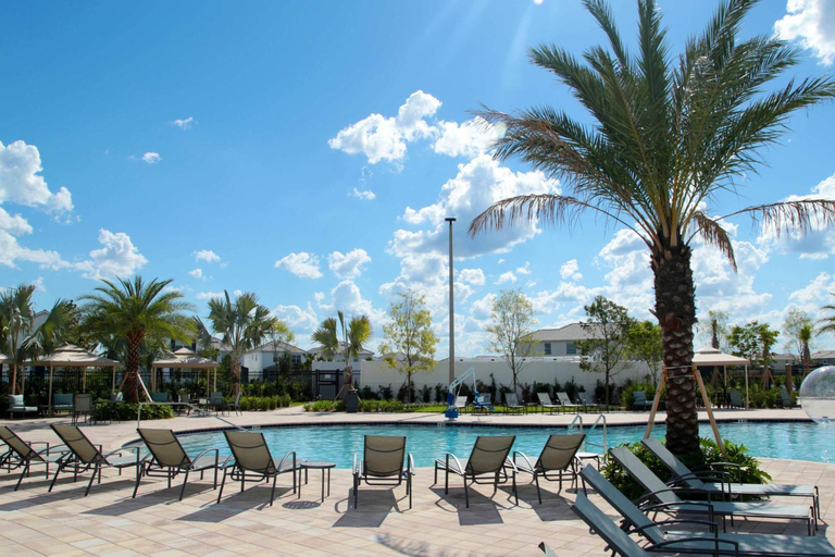 4, Chic 2bed Condo at Storey Lake Mickey Room, Osceola