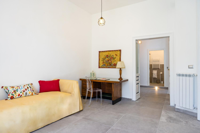 Facilities 4, Holme Relais S. Lucia by Napoliapartments, Napoli