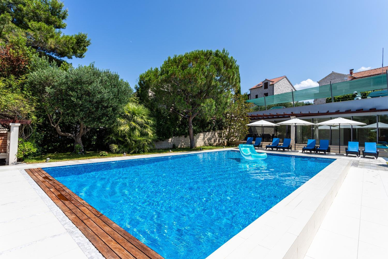 Sport & Beauty 2, Apartments Brac, Supetar