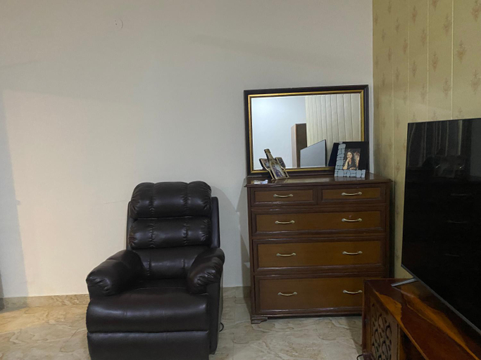 Others 3, Paradise, Gautam Buddha Nagar