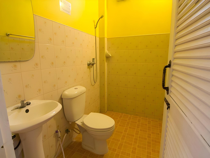Bathroom 3, Pingdaokhaoyai, Pak Chong