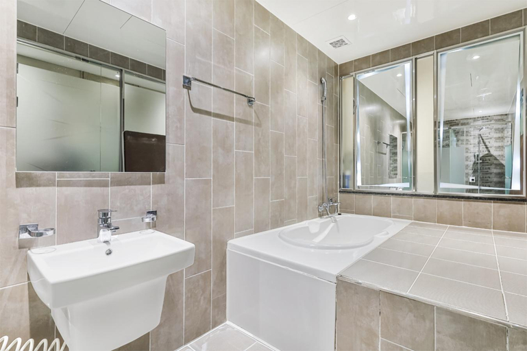 Bathroom 3, A1 Hotel Jukdo pohang, Pohang