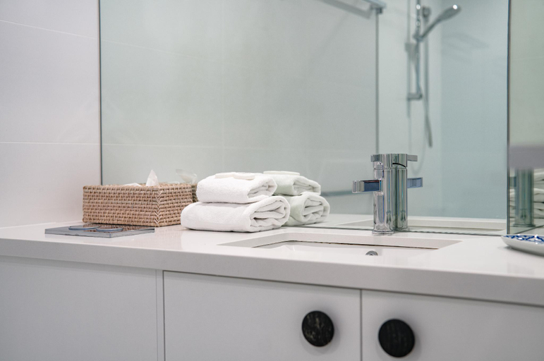 Bathroom 4, Hotel Laguna Noosa, Noosa - Noosa-Noosaville
