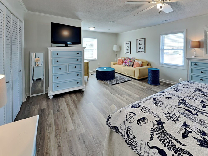 Bedroom 2, Bellcove by Topsail Realty, Onslow