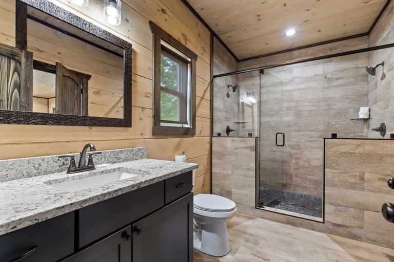 Bathroom 4, Tequila Splash by Smoky Cove Resort, Sevier