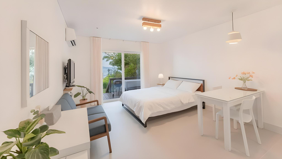 Bedroom 2, Taean (Anmyeondo) Howl Pension, Taean