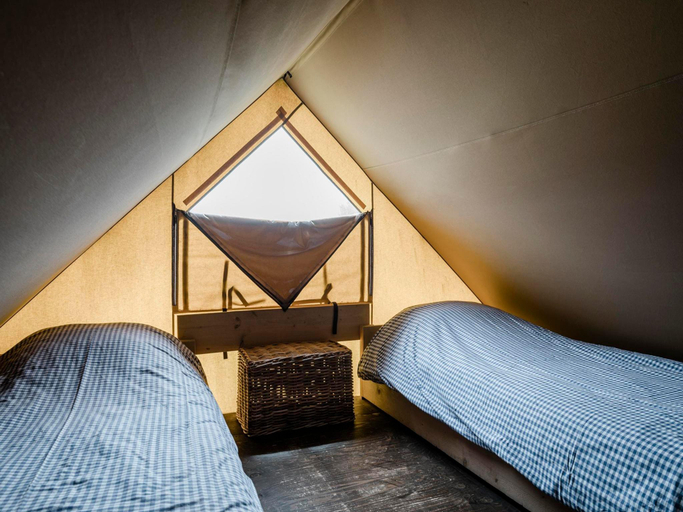 Bedroom, Charming Woodlodge Stay, Zijpe