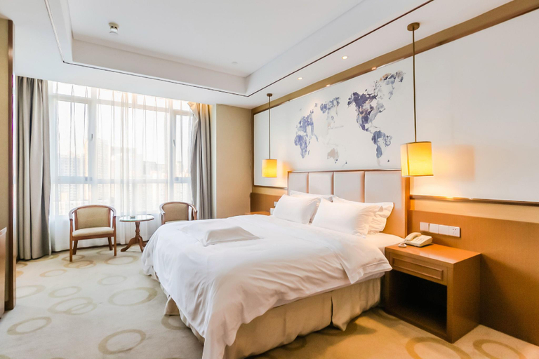 Bedroom 2, Kyriad Marvelous Hotel Weihai High-Speed Railway Station Hanlefang Store, Weihai