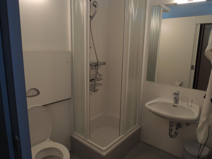 Bathroom 3, Familienpension Gletscherblick, Spittal an der Drau