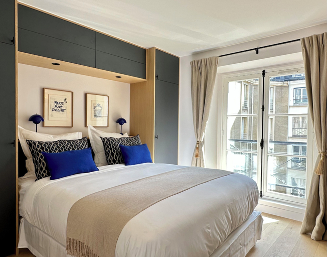 Bedroom 4, CORNEILLE, Paris