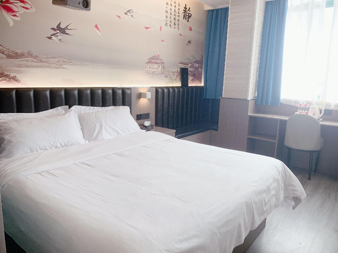 Bedroom 3, 7 Days Inn Changzhou North Station, Changzhou