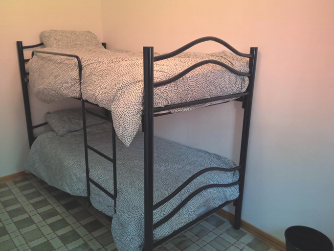 Bedroom 2, Albergue Gatera House, Madrid