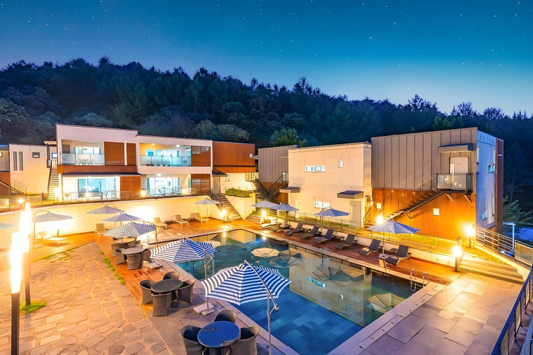 Sport & Beauty 5, Riverheim Pool Villa, Gapyeong