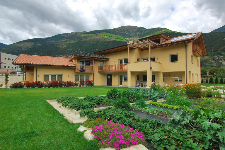 Others 5, Apartment in Schlanders near Stelvio Park, Bolzano