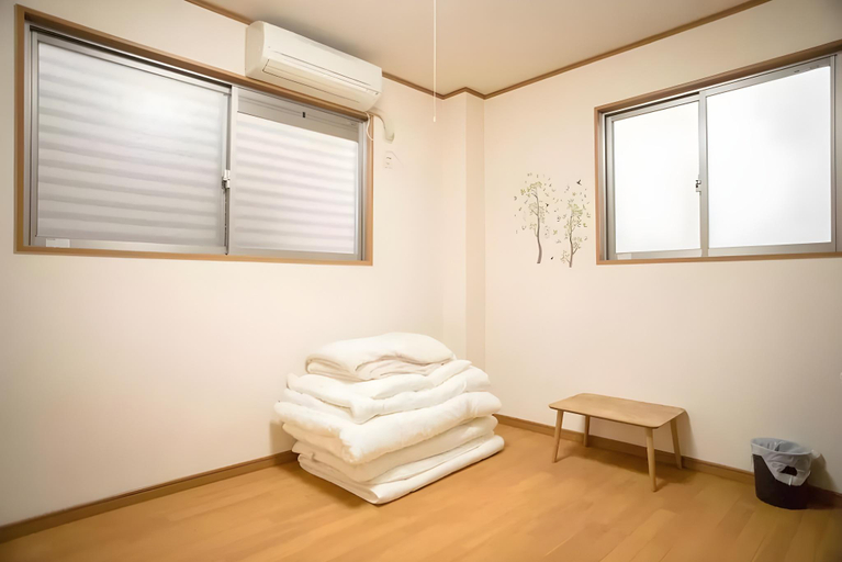 Bedroom 4, Awaza House 2, Osaka
