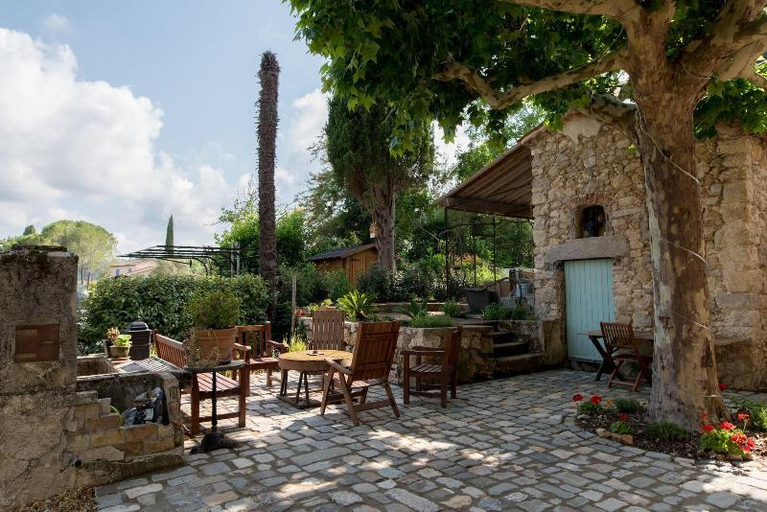 Food & Drinks, Le Mas des Romarins, FAYENCE, Var