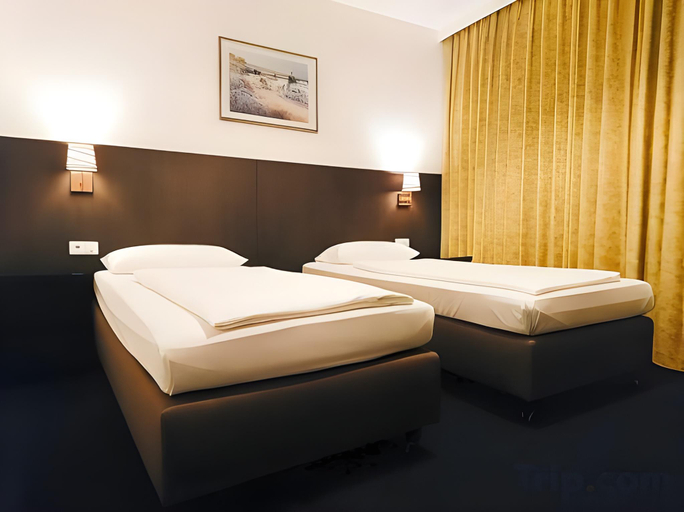 Bedroom 2, Aparthotel Vega Berlin, Berlin