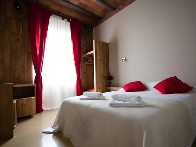 Bedroom 3, Bird House, Barcelona
